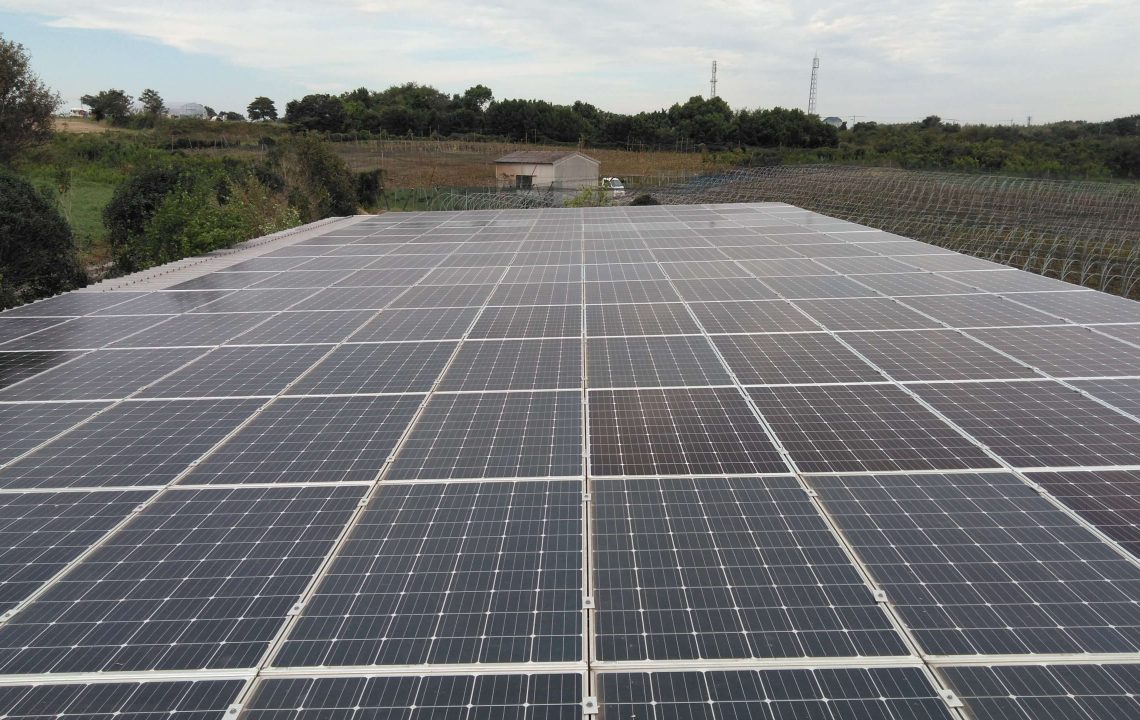 東浦森岡太陽光発電所