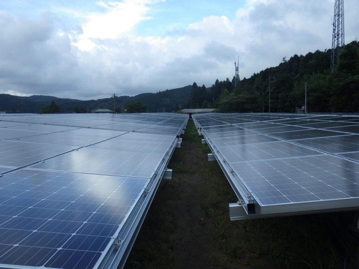 新城清岳太陽光発電所