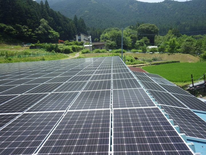 新城市布里太陽光発電所